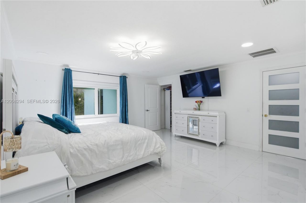 16839 Whirley Rd, Lutz, FL 33558 Photo