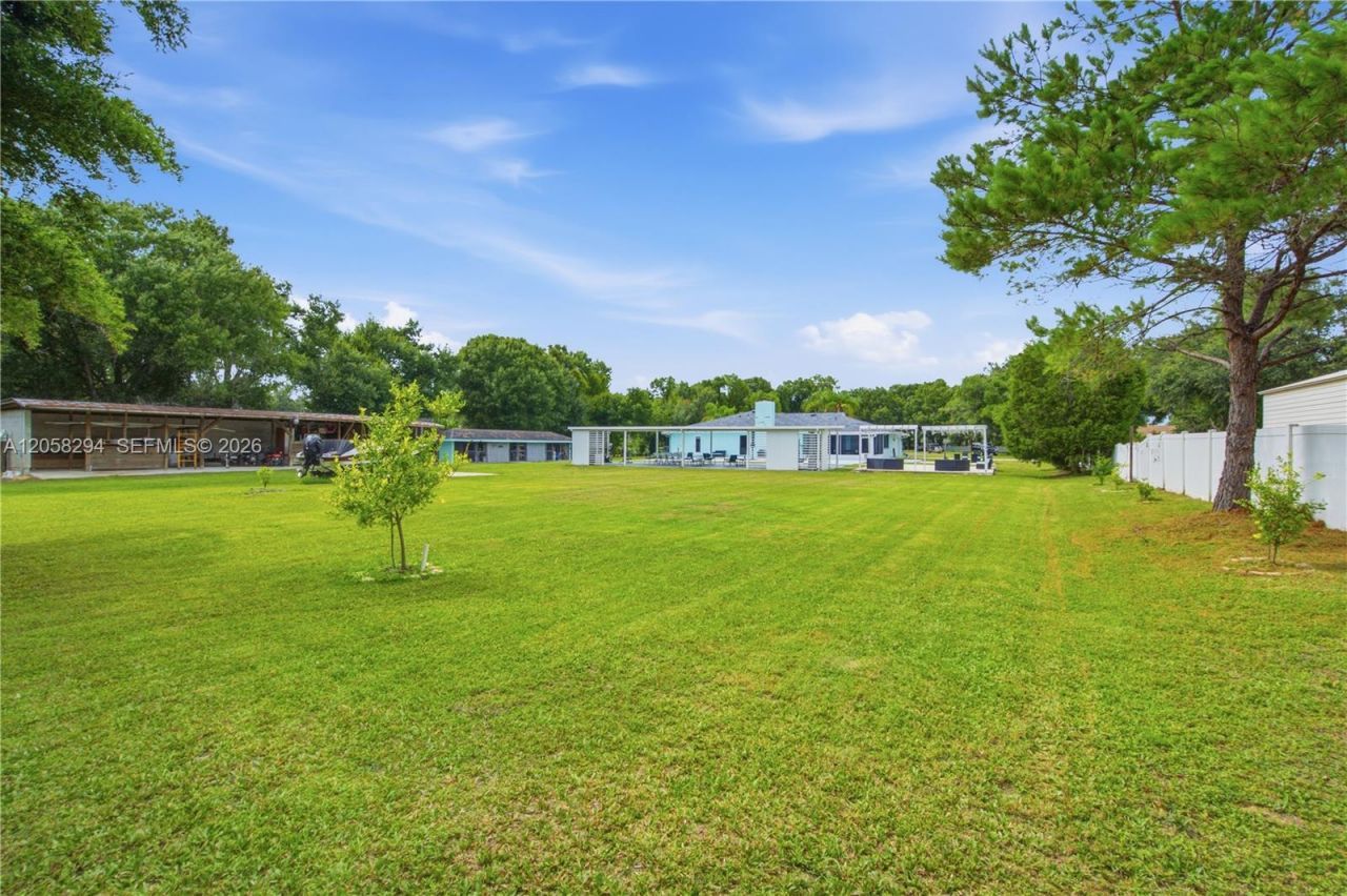 16839 Whirley Rd, Lutz, FL 33558 Photo