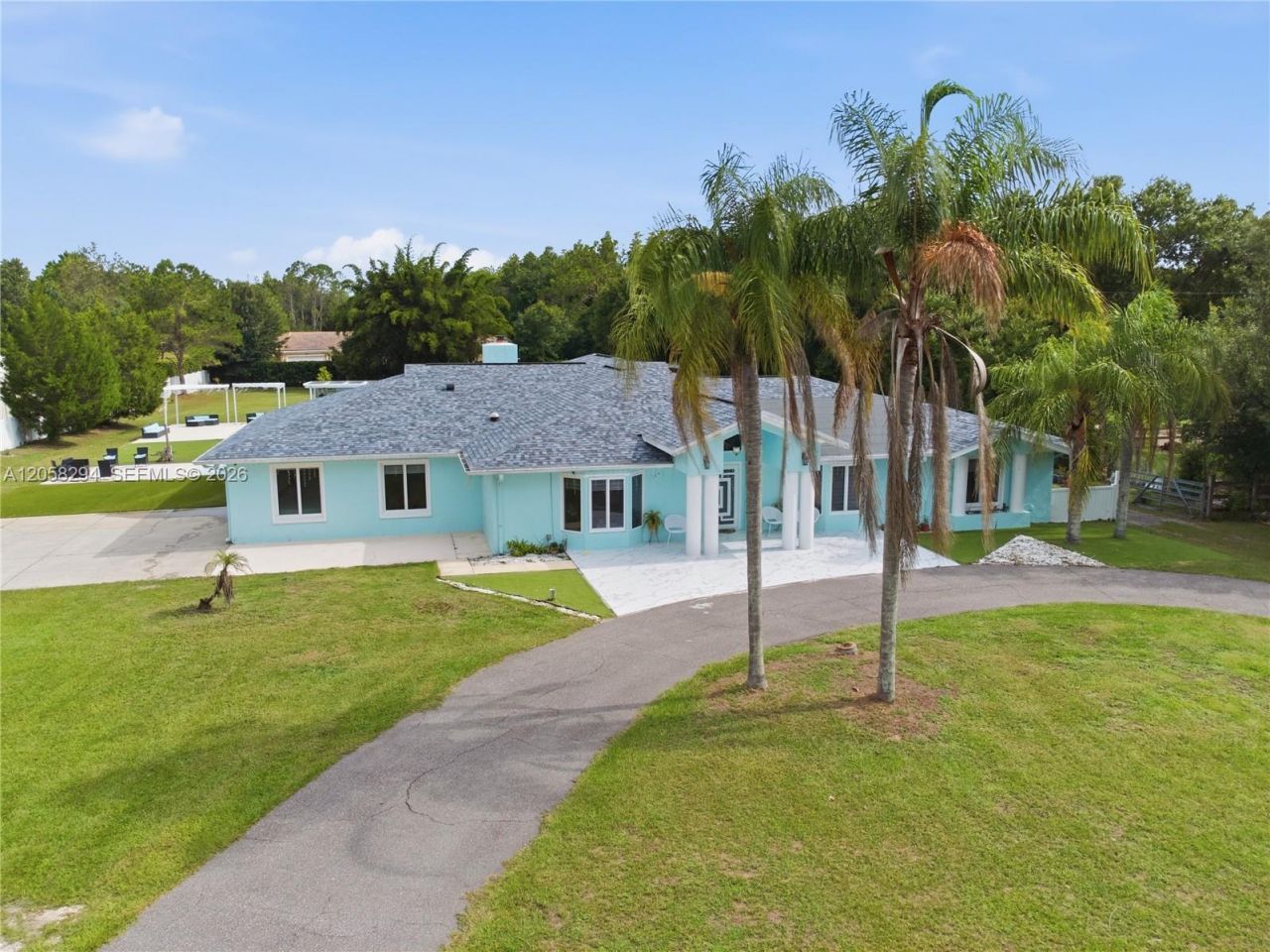 16839 Whirley Rd, Lutz, FL 33558 Photo