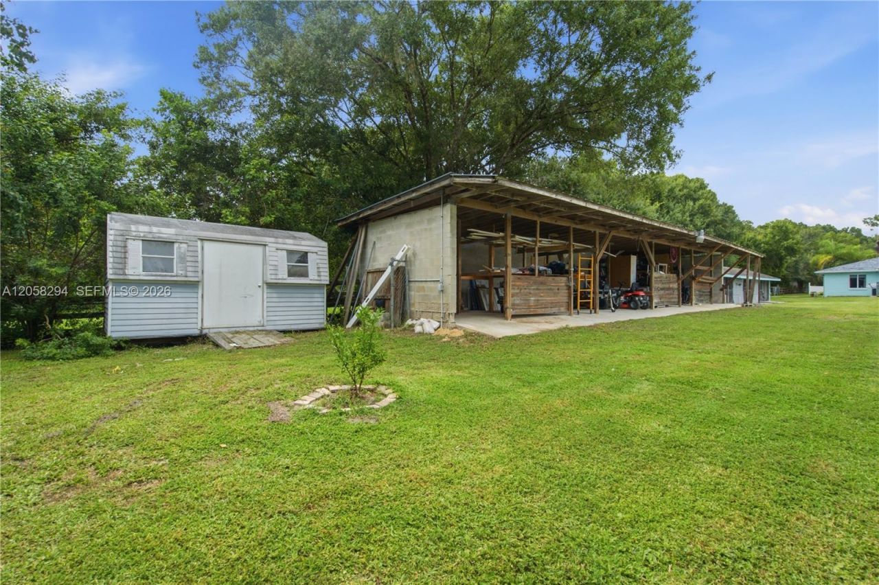 16839 Whirley Rd, Lutz, FL 33558 Photo