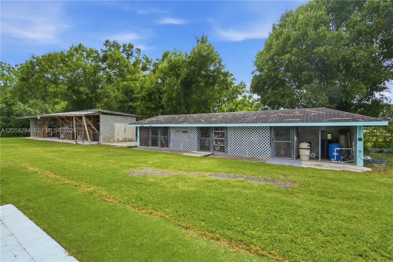 16839 Whirley Rd, Lutz, FL 33558 Photo