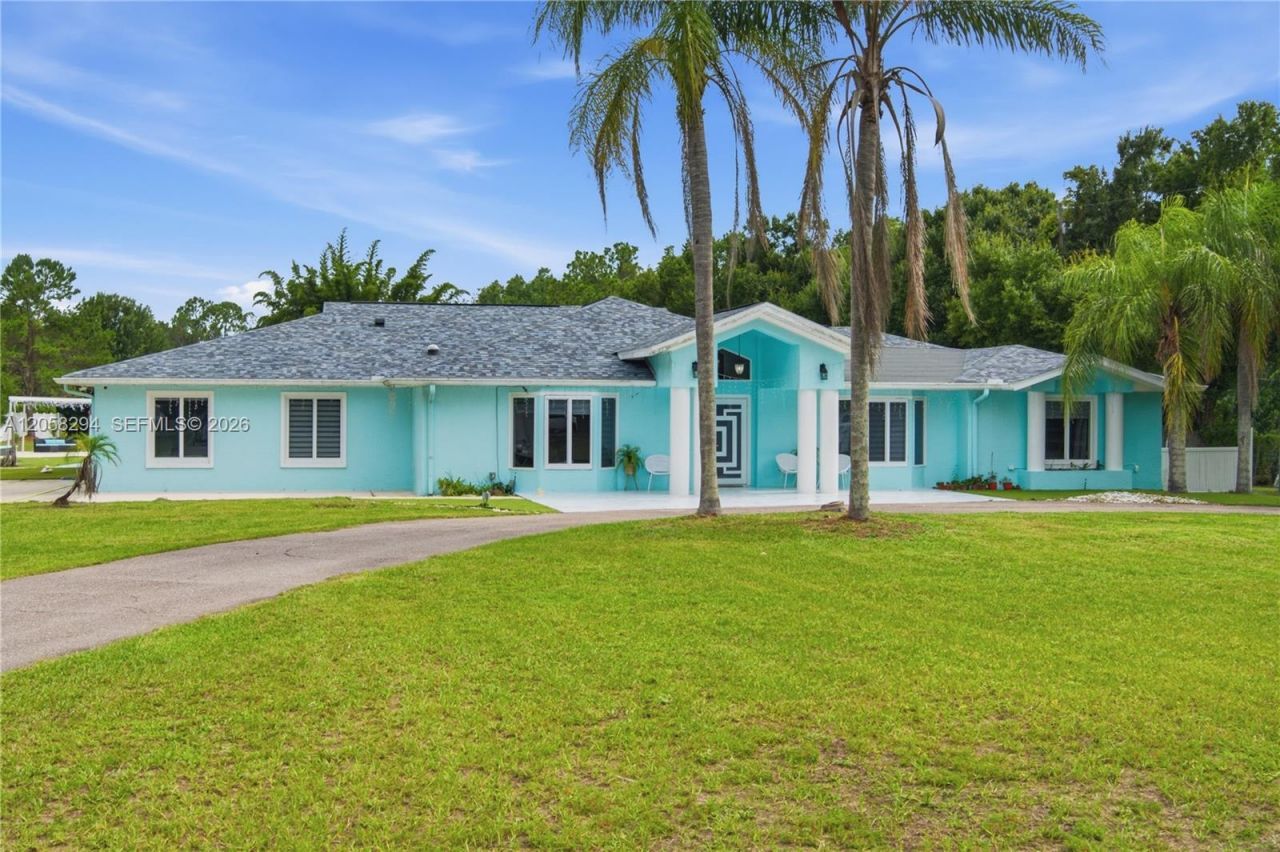 16839 Whirley Rd, Lutz, FL 33558 Photo