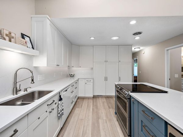 6308 Red Fox Lane , Edina, MN 55436