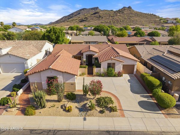 5911 W HEDGEHOG Place, Phoenix, AZ 85083