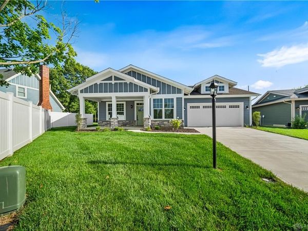 10015 Charlotte Court, Washington TWP, OH 45458