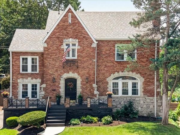 7344 Chamberlain Avenue, University City, MO 63130