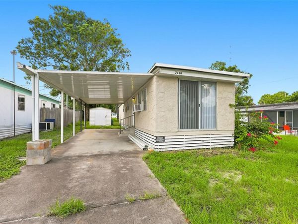 7130 COMMONS BOULEVARD , PORT RICHEY, FL 34668