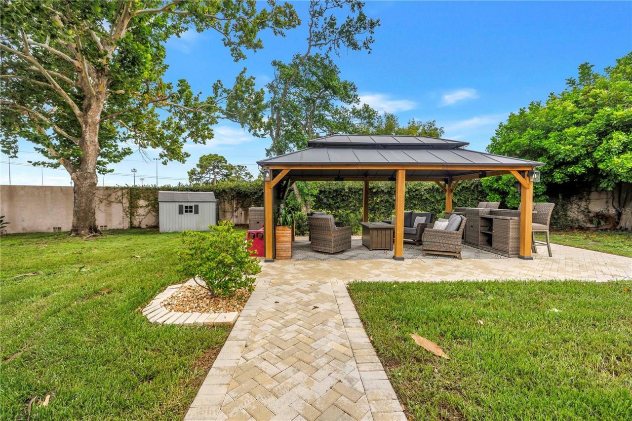 10210 95th Street, Seminole, FL 33777 Photo