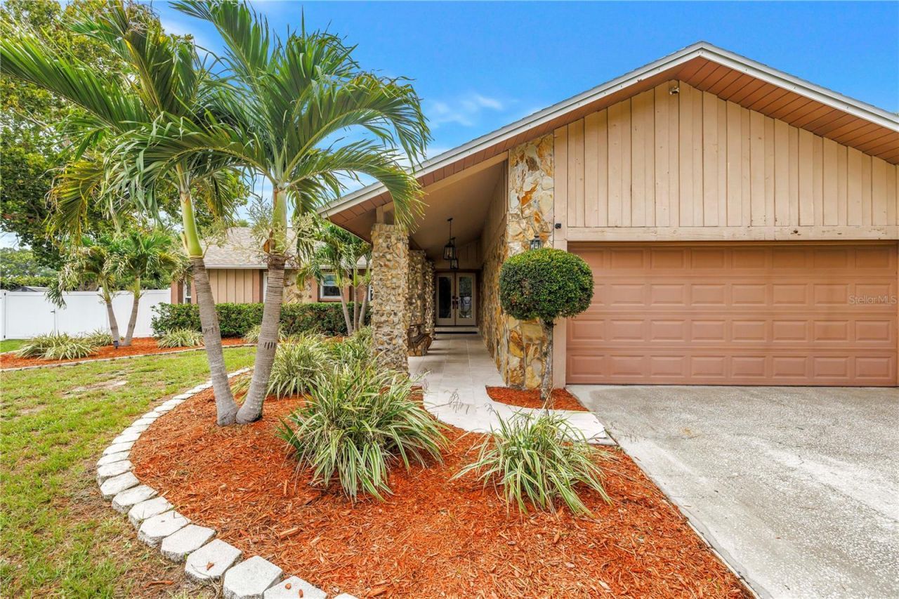 10210 95th Street, Seminole, FL 33777 Photo