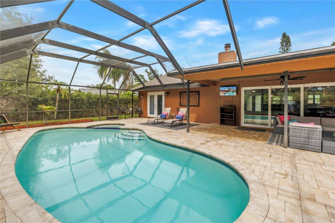 10210 95th Street, Seminole, FL 33777 Photo