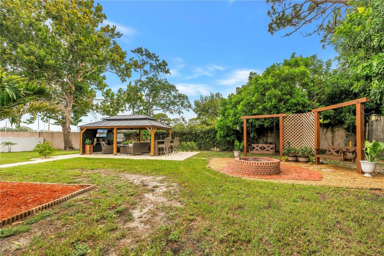 10210 95th Street, Seminole, FL 33777 Photo