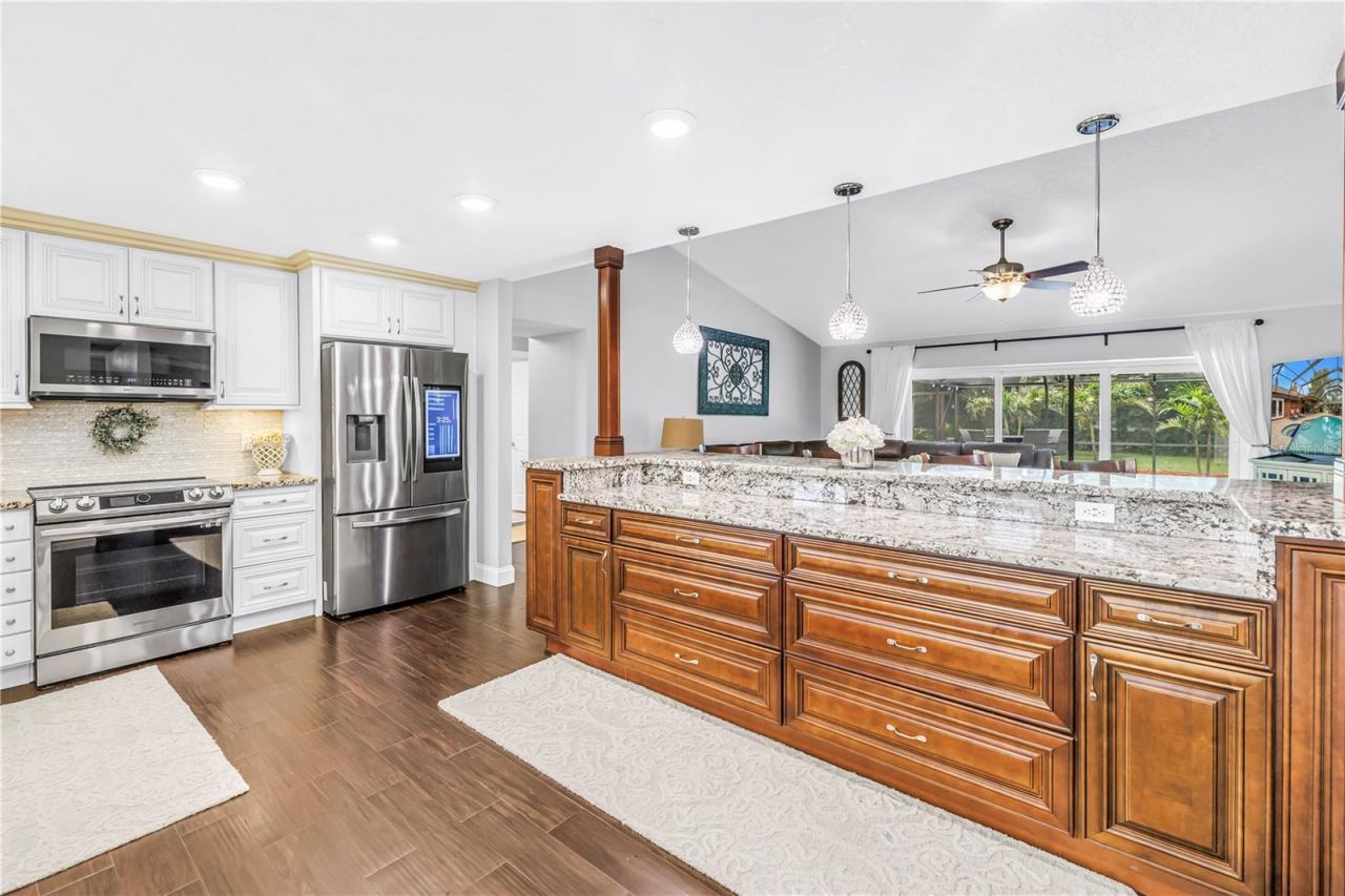 10210 95th Street, Seminole, FL 33777 Photo