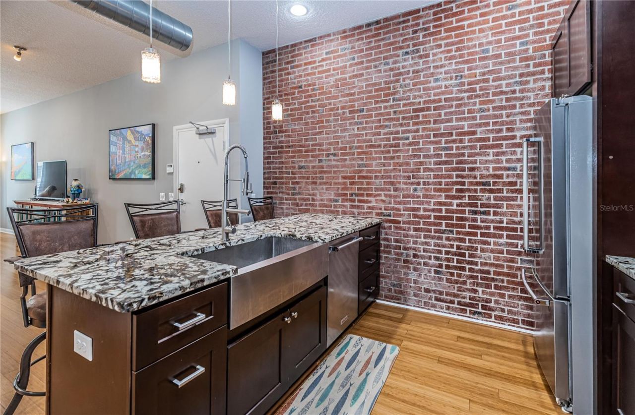 535 4th Avenue S, Unit 4, Saint Petersburg, FL 33701 Photo