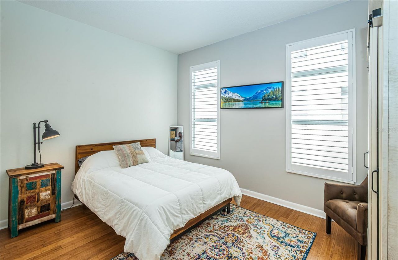 535 4th Avenue S, Unit 4, Saint Petersburg, FL 33701 Photo