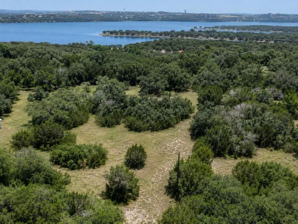3404 Oak Forest DR, Lago Vista, TX 78645