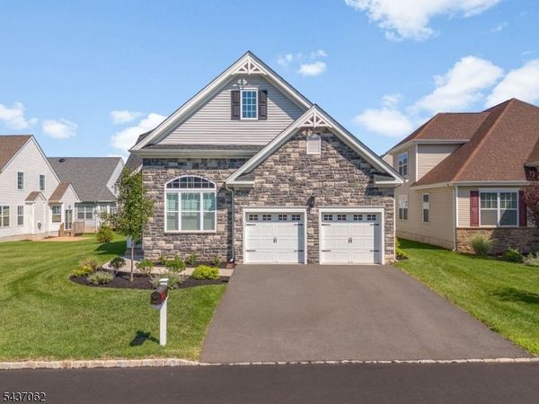 29 Norton Rd, Hillsborough, NJ 08844