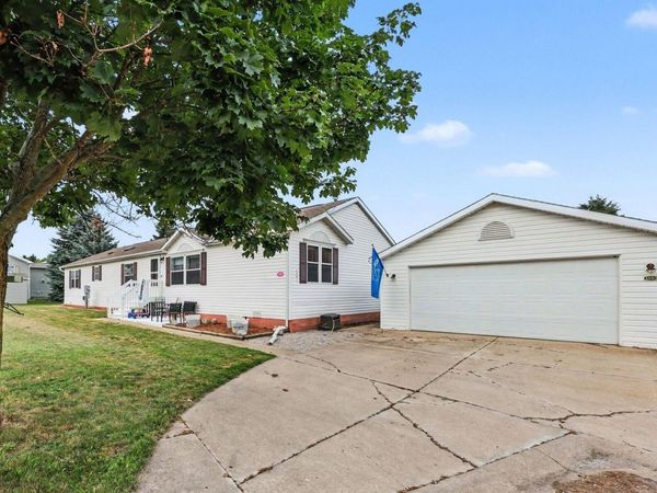 1893 Lanark Court, Grass Lake, MI 49240