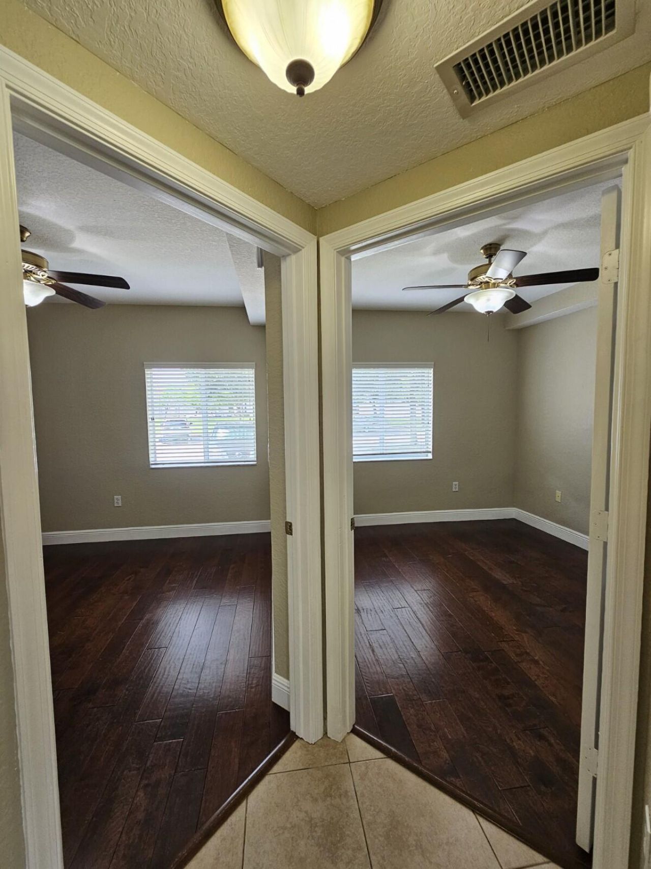 1049 Golden Lakes Boulevard, Unit 115, West Palm Beach, FL 33411 Photo