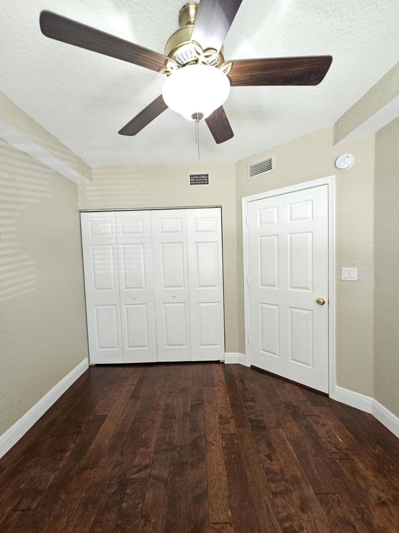 1049 Golden Lakes Boulevard, Unit 115, West Palm Beach, FL 33411 Photo