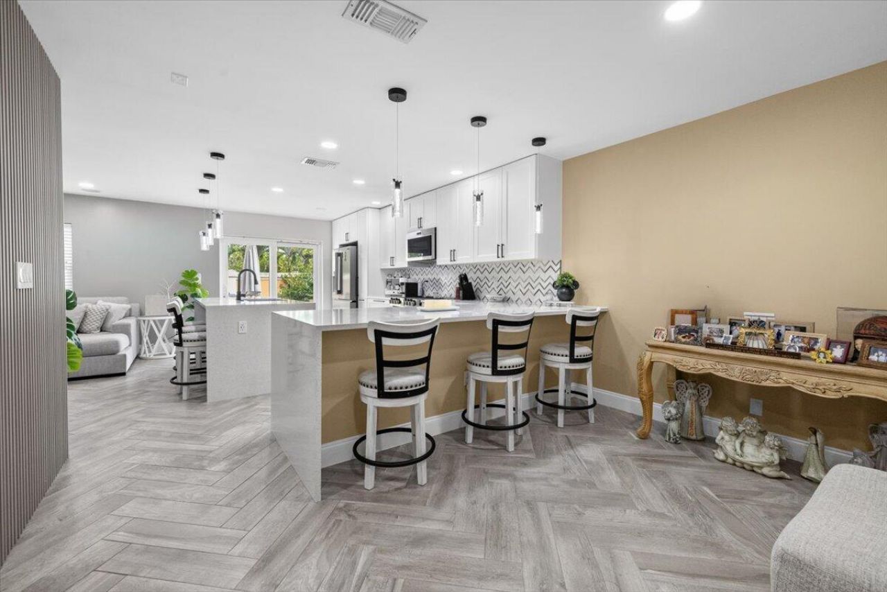 3367 Commodore Court, West Palm Beach, FL 33411 Photo