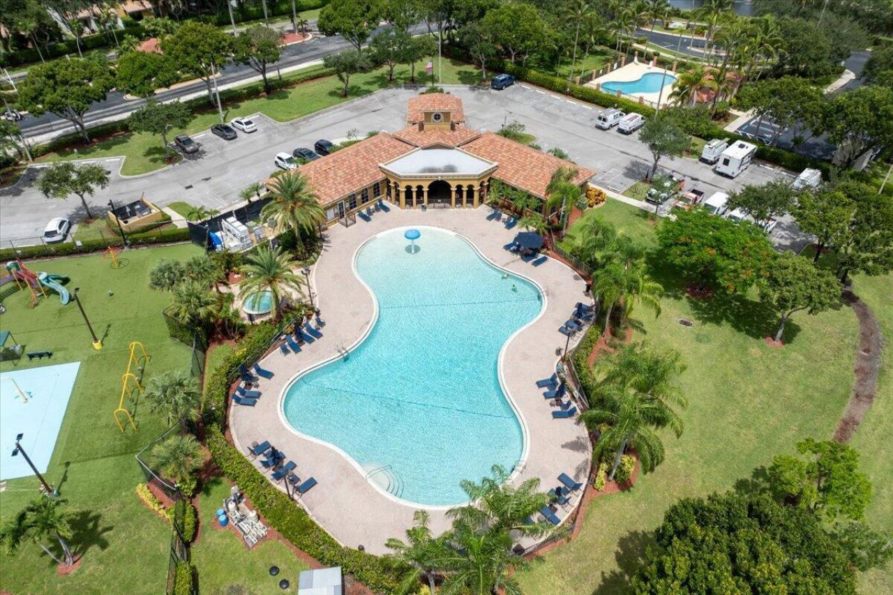 3367 Commodore Court, West Palm Beach, FL 33411 Photo