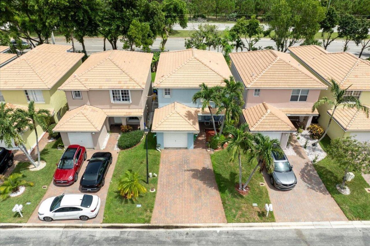 3367 Commodore Court, West Palm Beach, FL 33411 Photo