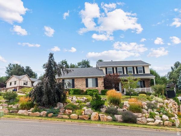 557 S MOSS DR , Bountiful, UT 84010