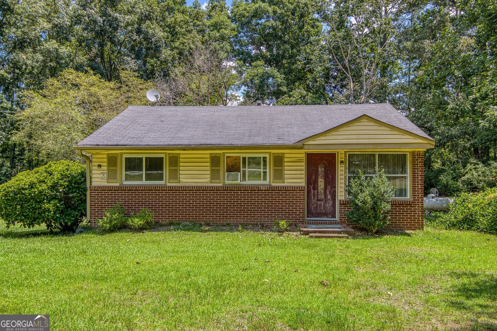 219 Peters Road, Fayetteville, GA 30214 Main Photo