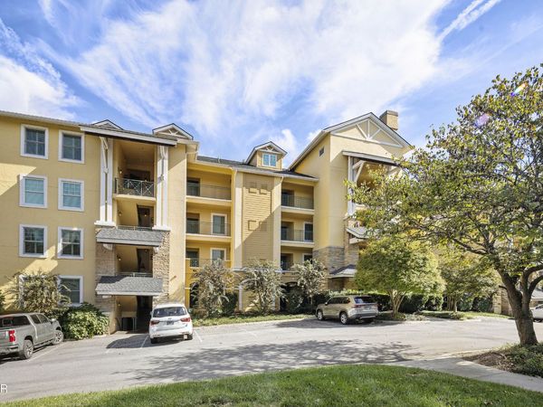 1269 Highway 139, Unit 302B, Dandridge, TN 37725