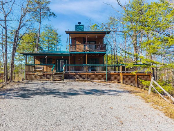 2114 Rabbit Point Way, Sevierville, TN 37876