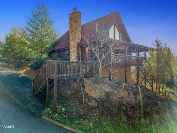 2028 Eagle Feather Drive , Sevierville, TN 37876