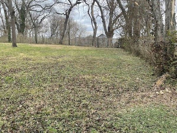 418 Mallory St , Nashville, TN 37203