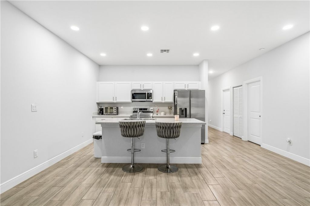 775 11th Avenue Sw, Vero Beach, FL 32962 Photo