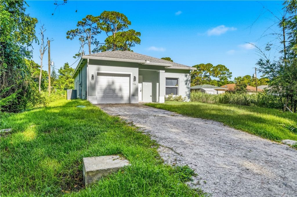 775 11th Avenue Sw, Vero Beach, FL 32962 Photo