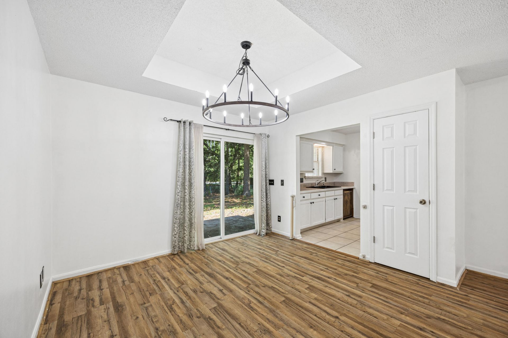 16 Robin Way Photo 13