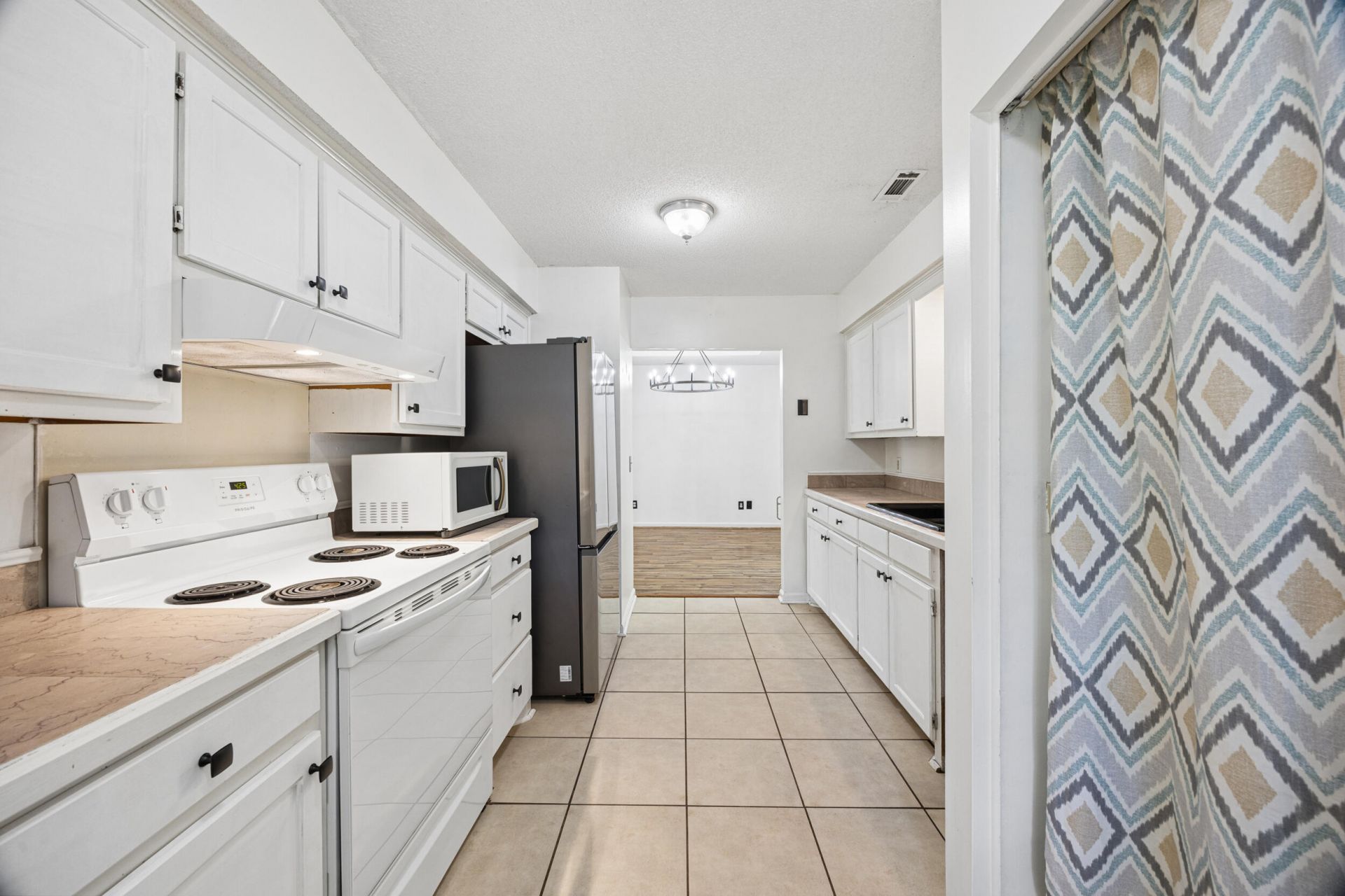 16 Robin Way Photo 17