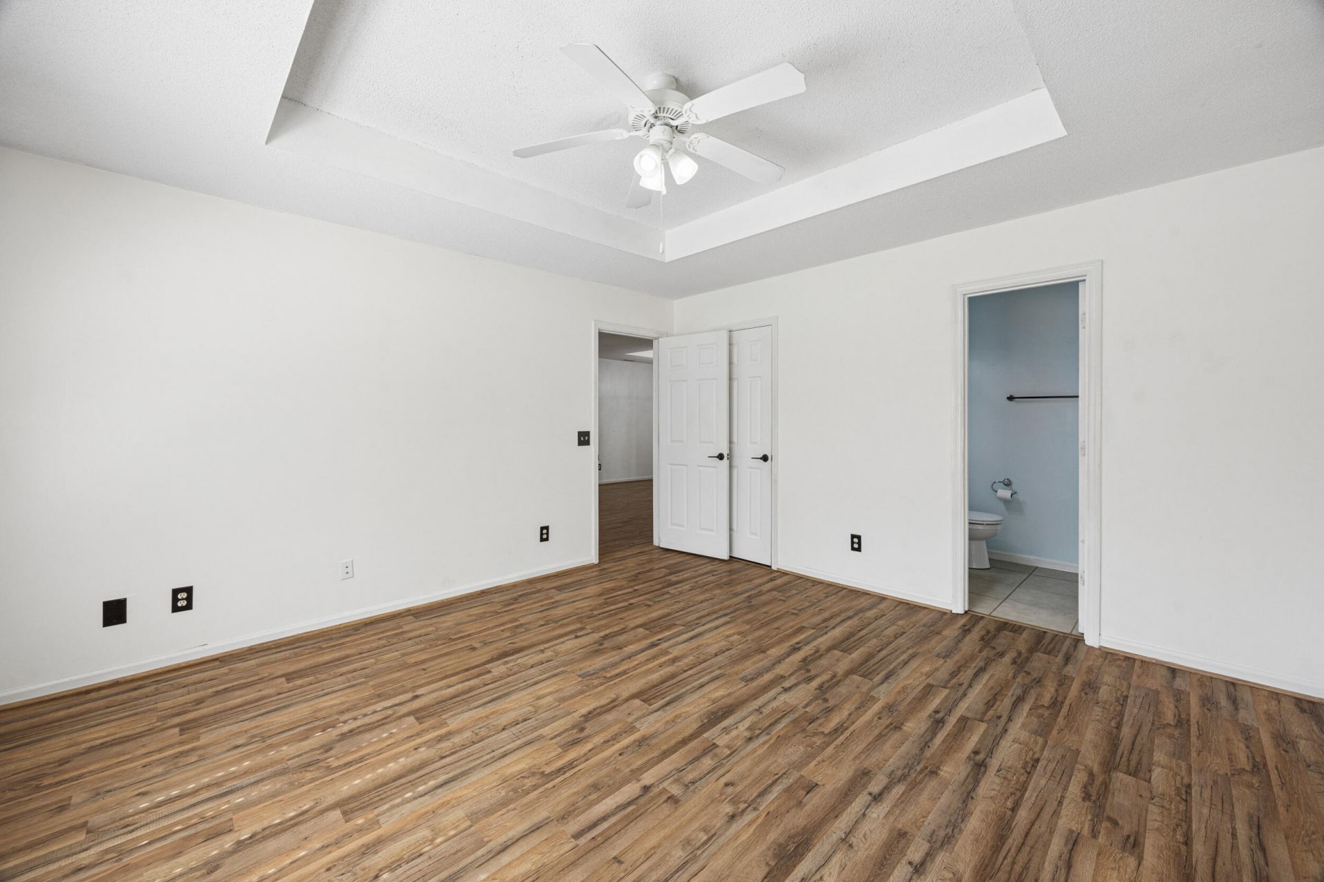 16 Robin Way Photo 20