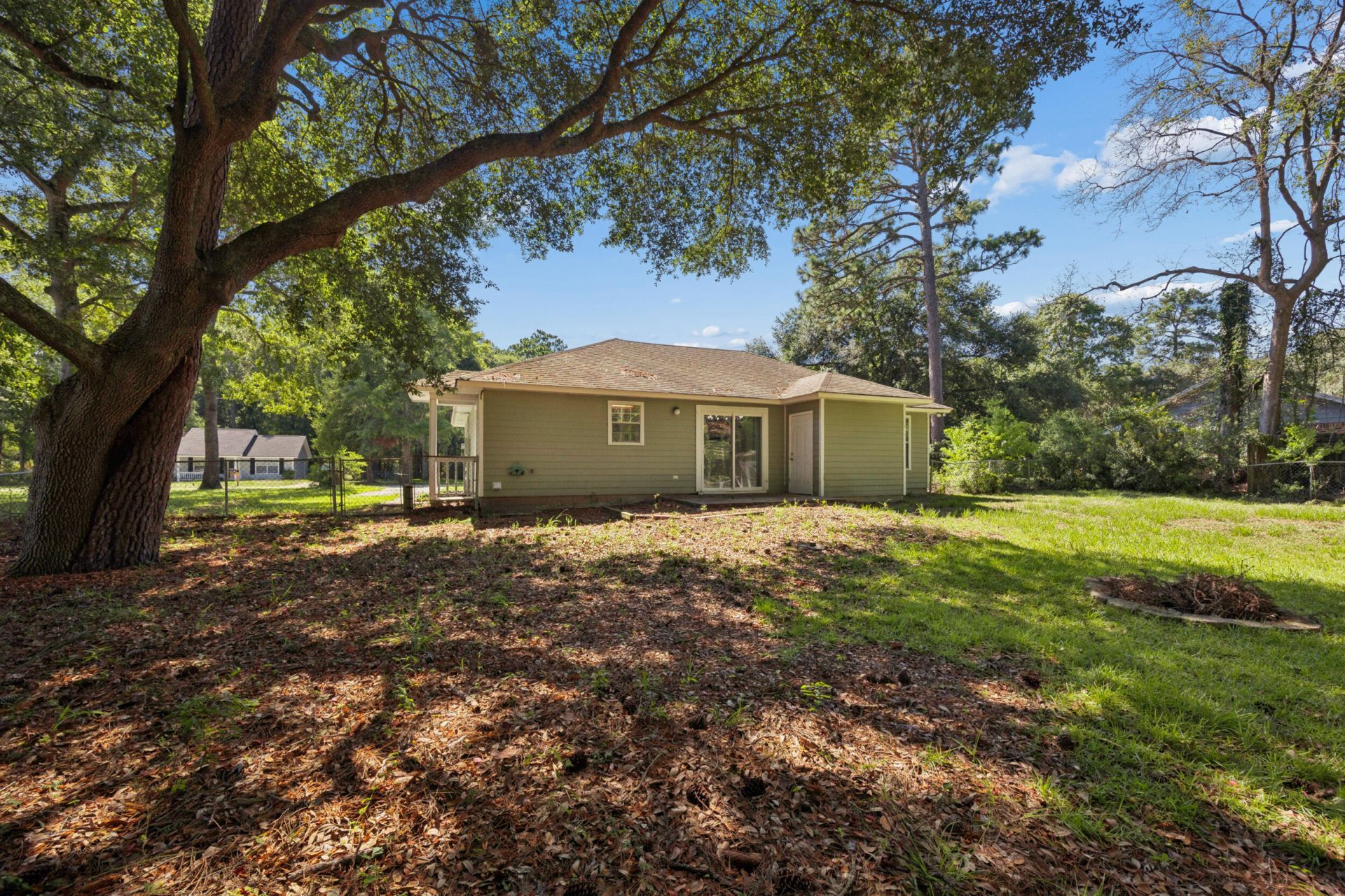 16 Robin Way Photo 28