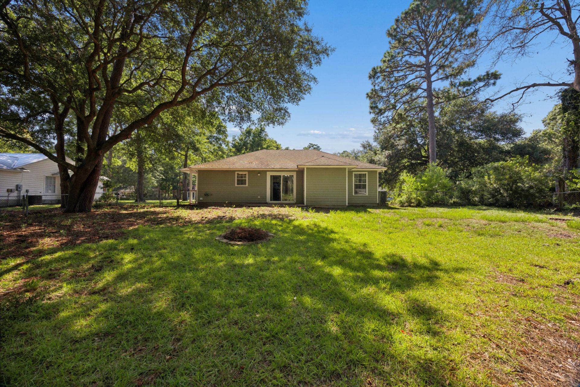 16 Robin Way Photo 29