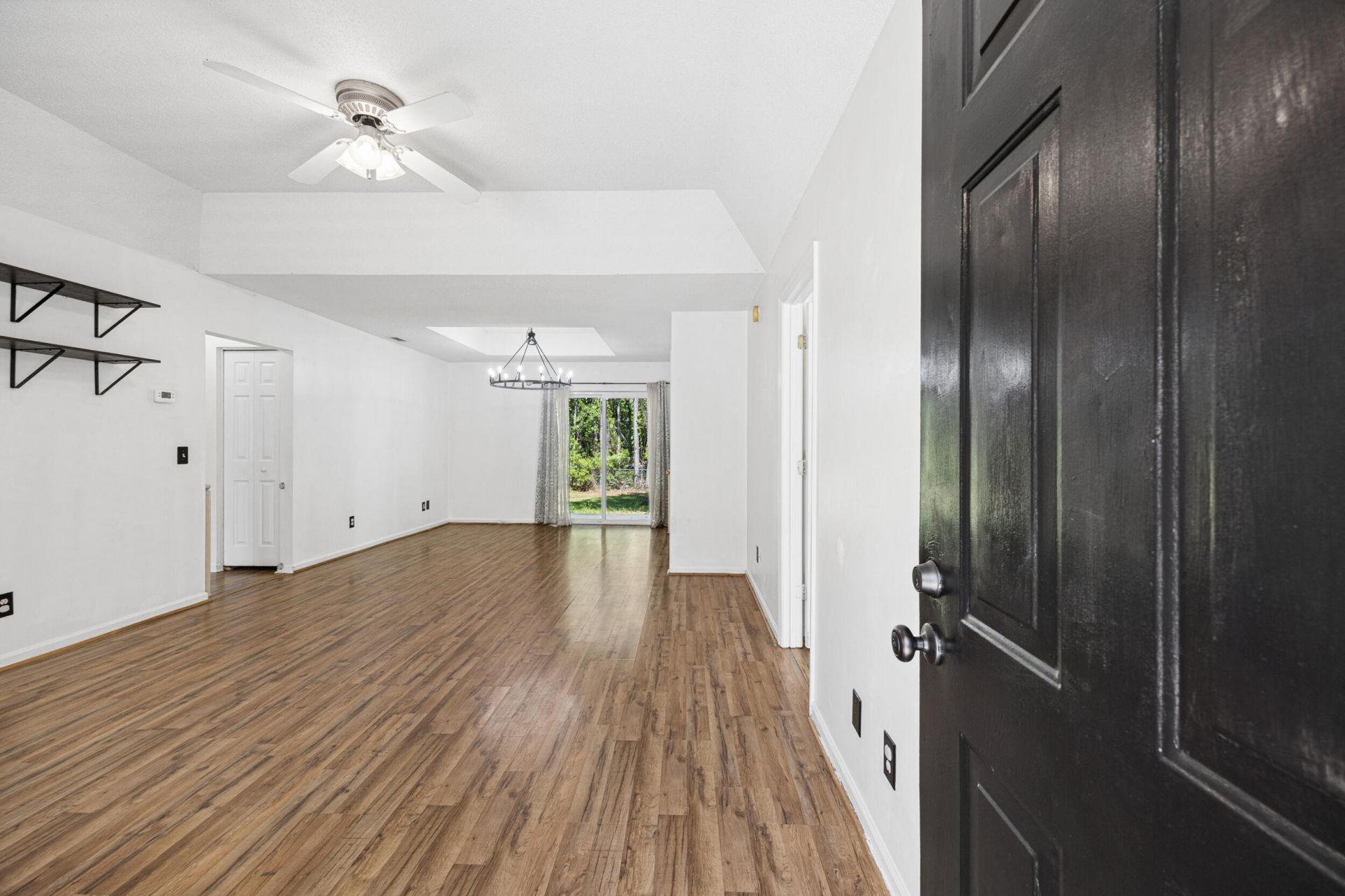 16 Robin Way Photo 8