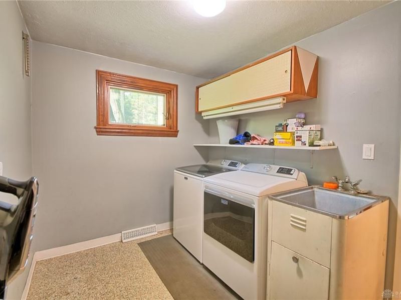 3559 Strathmoor Drive, Kettering, OH 45429 Photo 23