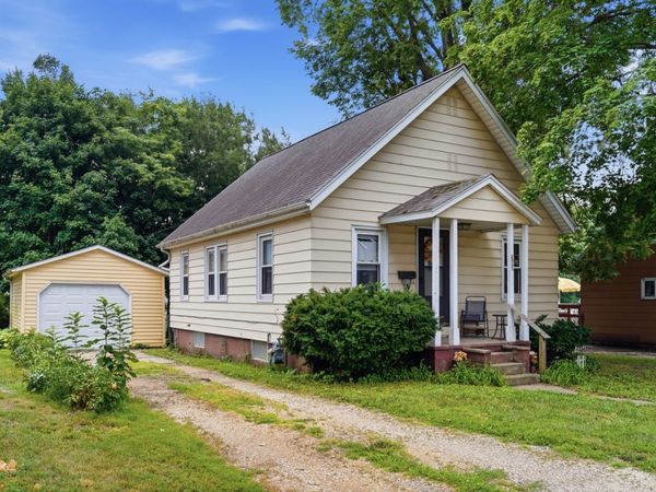 309 12th Avenue , Rock Falls, IL 61071
