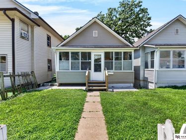 2426 S 18th Street, Omaha, NE 68108
