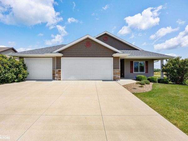 3405 Hemingway Street, Marion, IA 52302