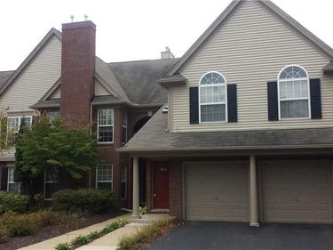 28339 Carlton Way Drive, Unit 33, Novi, Mi 48377