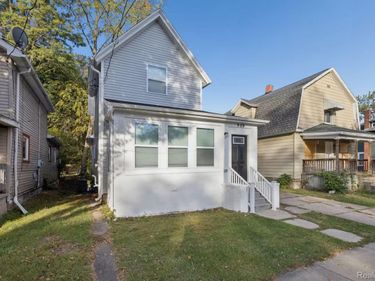 909 N Pine Street, Lansing, Mi 48906