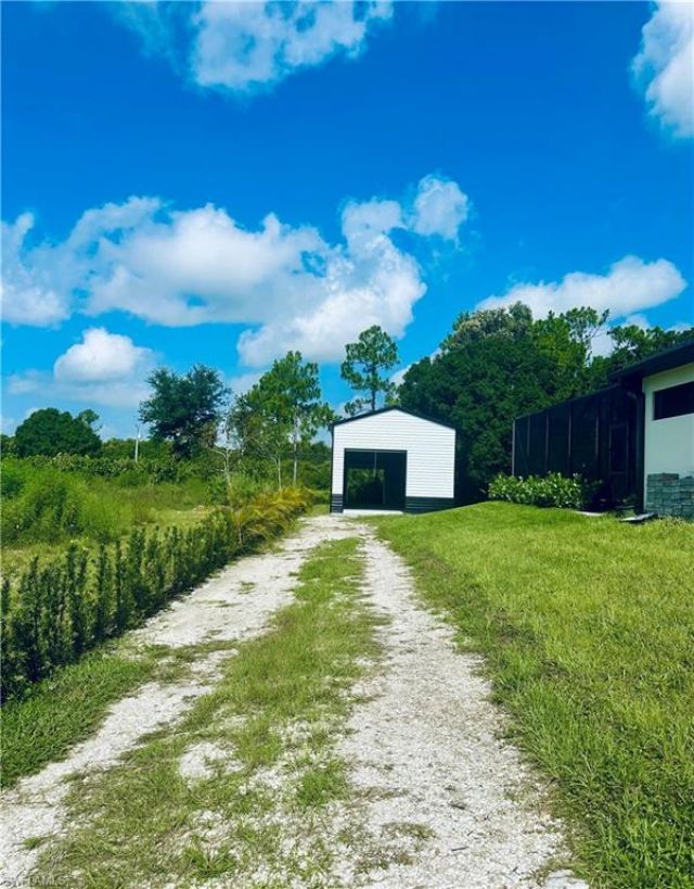 613 Hibiscus Ave , Lehigh Acres, FL 33972 Photo