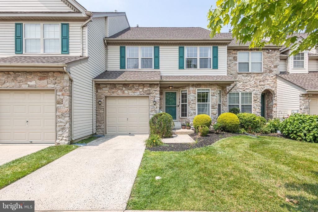5086 RAINTREE COURT , DOYLESTOWN, PA 18902