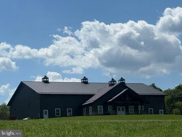 1721 FERGUSON VALLEY ROAD, MC VEYTOWN, PA 17051