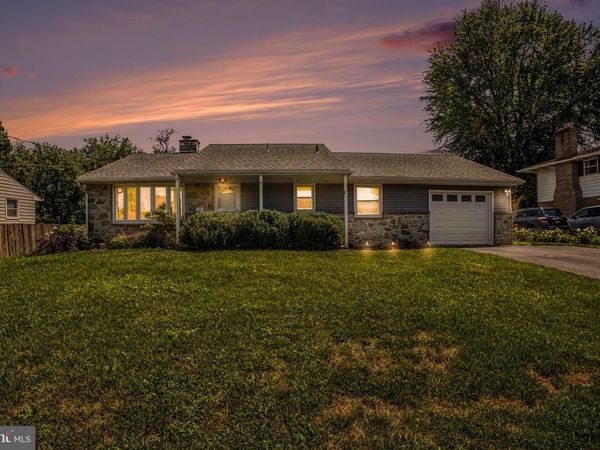 203 WHITTIER LANE, LANCASTER, PA 17602